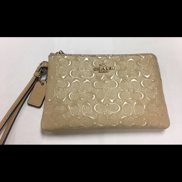 Coach wristlet - Picture 2 of 6